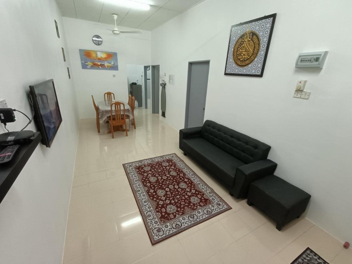 Adempuri 3 * Jitra