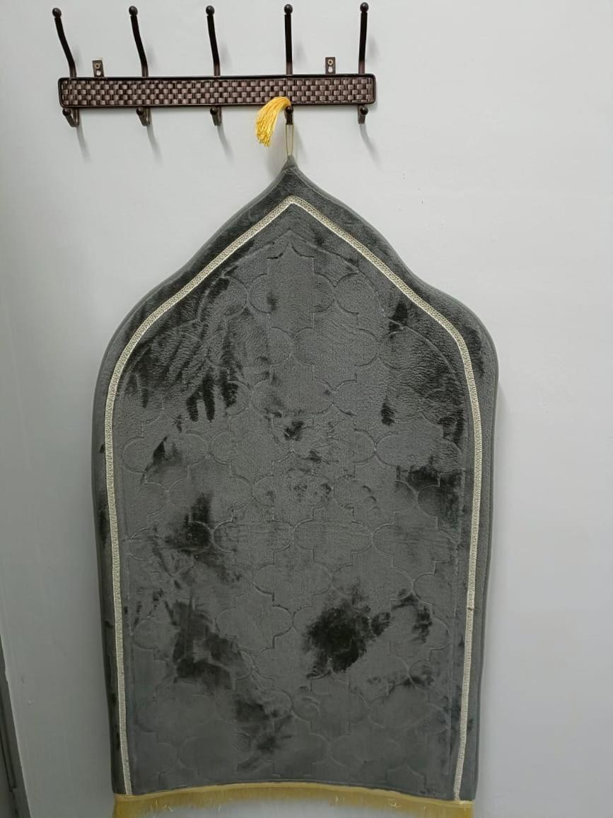 Adempuri 3 * Jitra